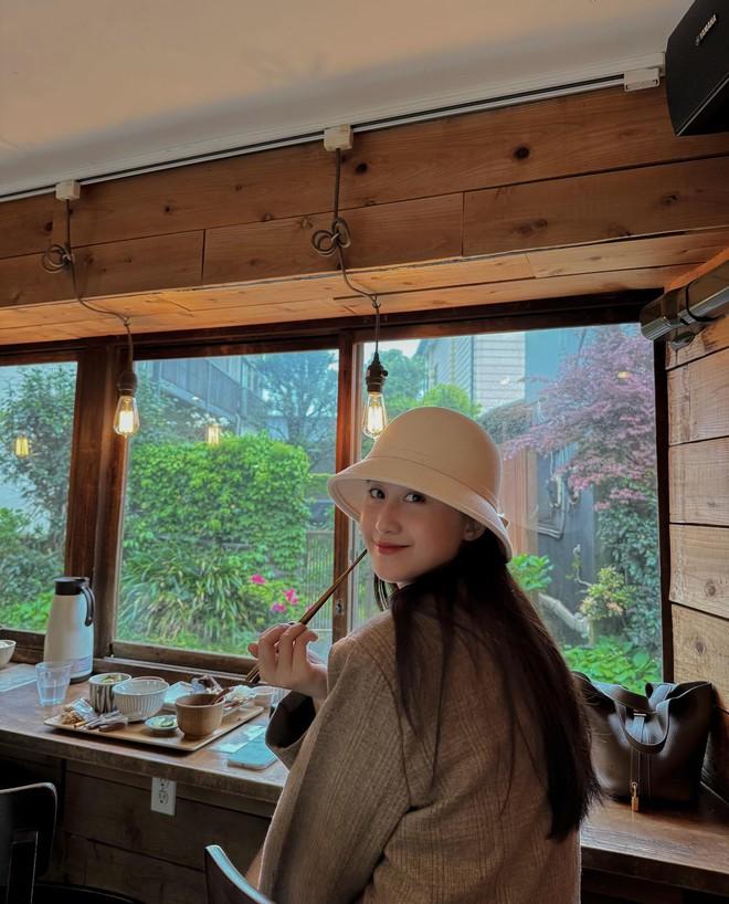 Nga Anh - hot girl đang hẹn hò với chồng cũ Mai Ngọc: Kém bạn trai thiếu gia 8 tuổi, vào top 10 cuộc thi nhan sắc-8