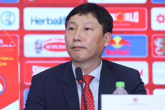 'Đội tuyển Việt Nam không kém, chỉ cần HLV Kim Sang-sik vực dậy niềm tin'