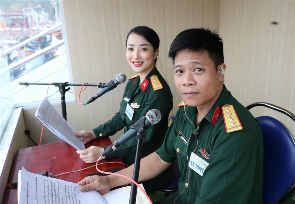 Giọng đọc Lễ kỷ niệm 70 năm Chiến thắng Điện Biên Phủ: Tôi khóc khi trời đổ mưa-4