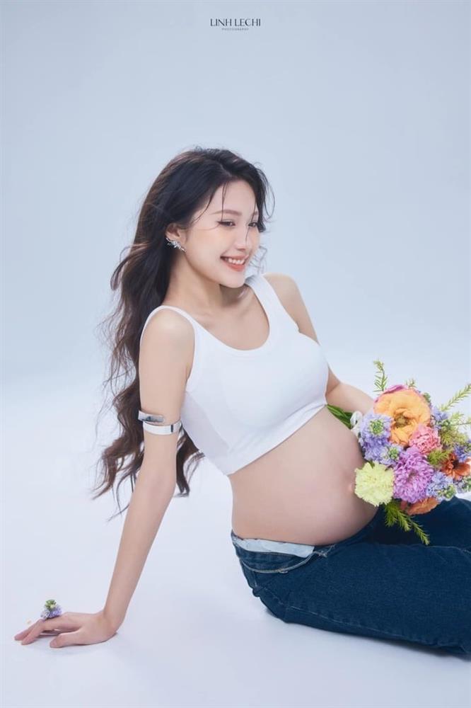 Nàng wags Việt khi mang bầu: Doãn Hải My nhan sắc đỉnh chóp, Chu Thanh Huyền đu trend nhảy nhót-6