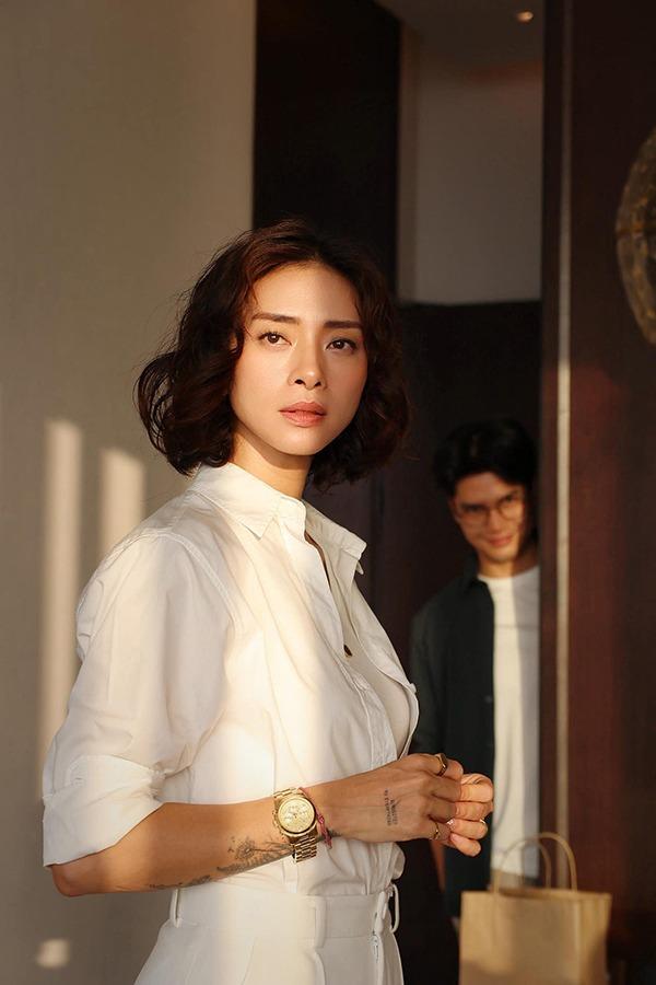 Ảnh đẹp kỉ niệm 2 năm hôn nhân của Ngô Thanh Vân và chồng trẻ kém 11 tuổi-7