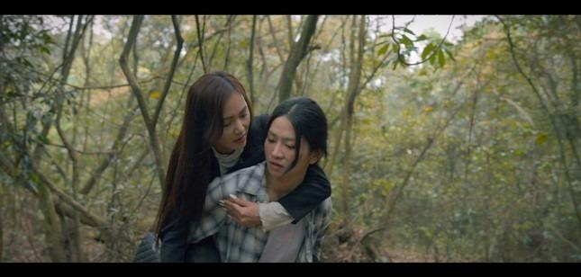 Vai nam chính mờ nhạt của Huỳnh Anh-2