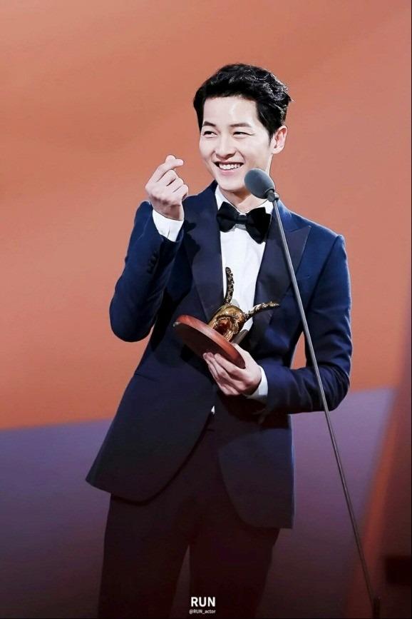 song-joong-ki-2.jpg