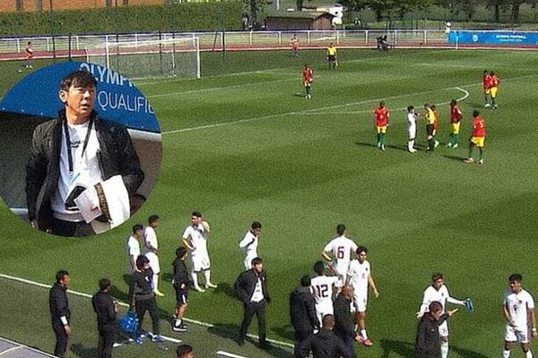 HLV Shin Tae-yong xem nhẹ Asean Cup, yêu cầu người Indonesia nghĩ lớn hơn-2