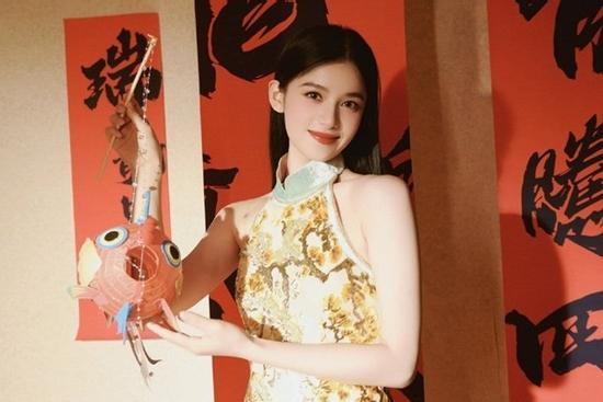 8h sáng thứ Bảy 11/5/2024, 3 con giáp ôm về tiền tỷ, giàu có vang danh