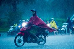 Dự báo thời tiết 10/5/2024: Hà Nội chưa dứt mưa, vùng núi Bắc Bộ nguy cơ lũ quét