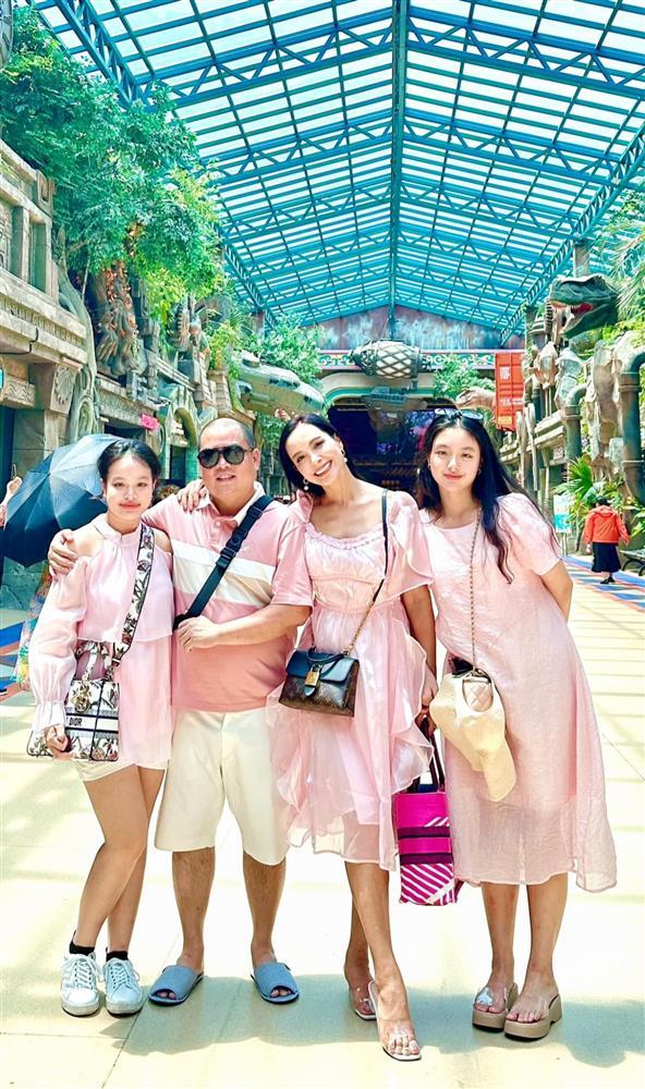 Suti - con gái người mẫu Thúy Hạnh từng nặng gần 64kg giờ lột xác gây ngỡ ngàng-7