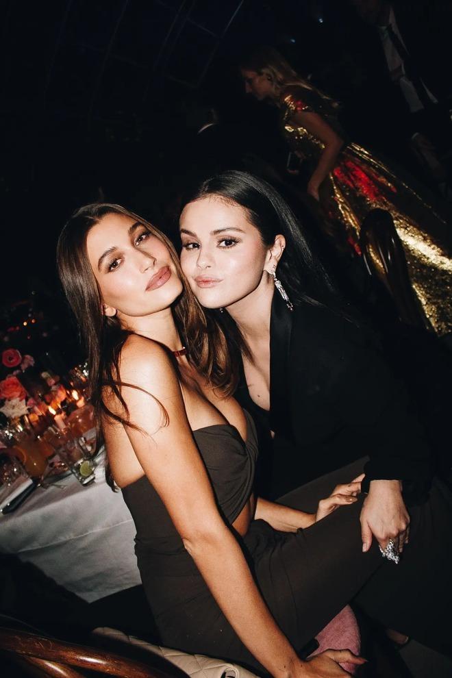 Selena Gomez có động thái ngay sau khi Justin Bieber thông báo bà xã mang thai con đầu lòng-3
