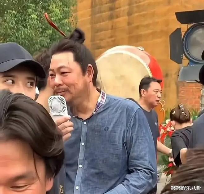 Lộ ảnh ngoại tình của cặp đôi lệch 26 tuổi đang bị cả MXH tẩy chay-4