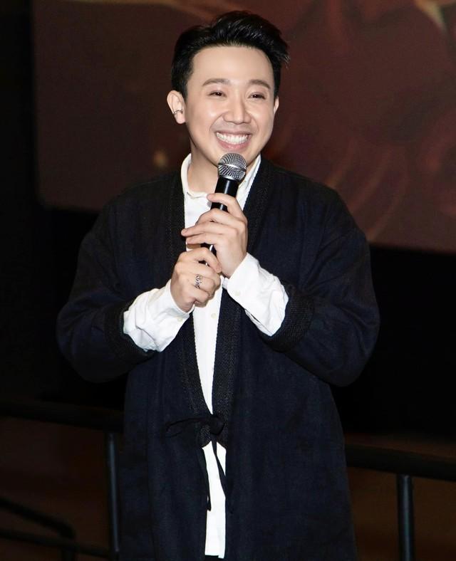 Lật Mặt 7 của Lý Hải sắp vượt Bố Già, phòng vé Việt có đổi ngôi vua?-4