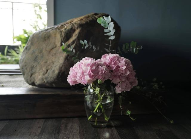 Phong cách cắm hoa độc đáo của Diva Hồng Nhung trong penthouse sang trọng-18