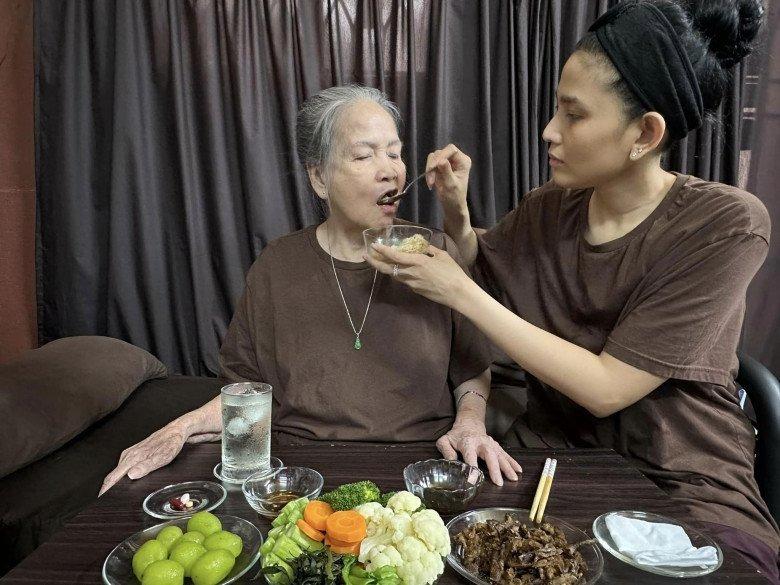 Trương Thị May - Mỹ nhân ăn chay đẹp nhất Châu Á, khoe bữa cơm đạm bạc, một hành động tạo rung cảm-7