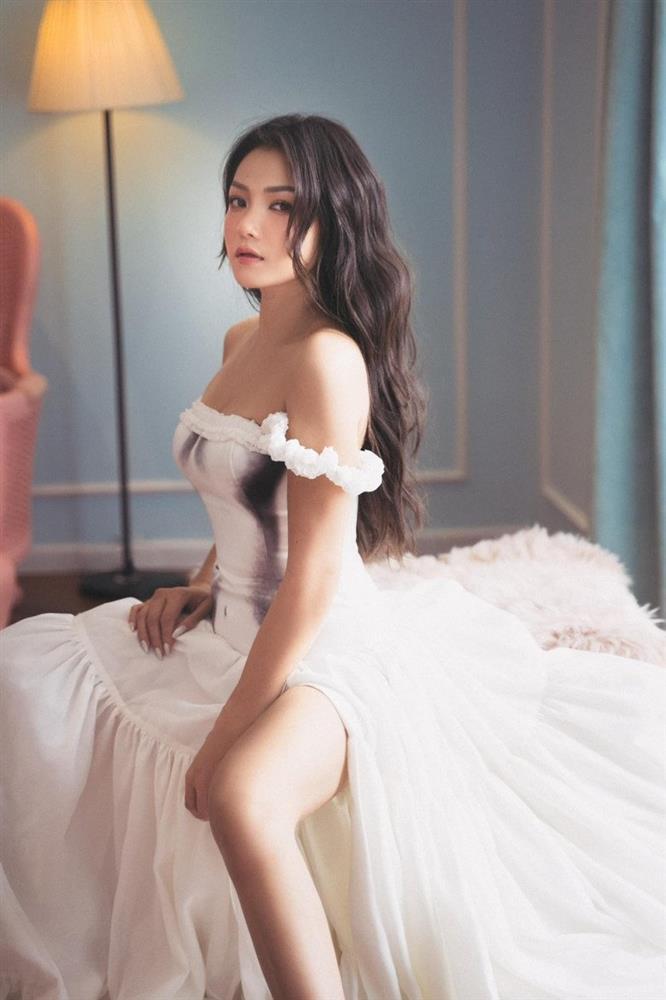 13 năm sau hiện tượng siêu vòng một, Thủy Top giờ ra sao: U40 mang nét đẹp sương gió, sống vô lo trong căn hộ độc lạ gần 100 mét vuông-4