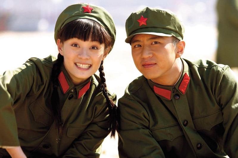 Tôn Lệ tiết lộ lý do để con trai cưng nằm ngủ ở phòng khách suốt 1 năm trời-1