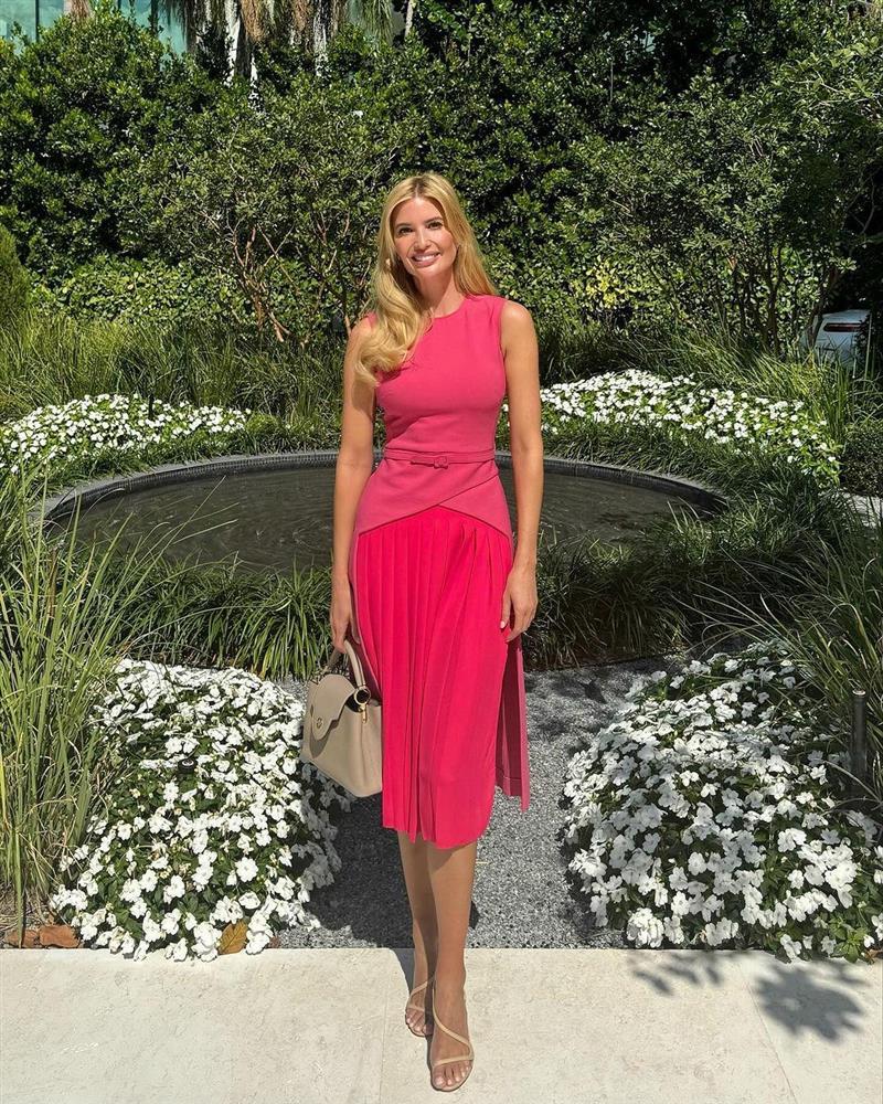 Con gái ông Trump đẹp như nữ thần với đầm đỏ rực-7