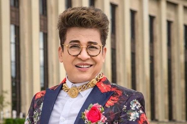 Mặc diêm dúa, độc lạ showbiz Việt chỉ có thể là... MC Thanh Bạch-12