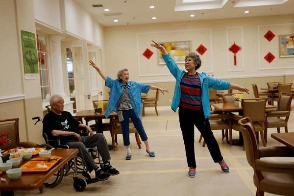 Được thừa kế toàn bộ tài sản, sau khi nghe 1 câu nói, tôi gửi mẹ vào viện dưỡng lão: Mẹ không oán trách, còn cảm ơn vợ chồng tôi-3