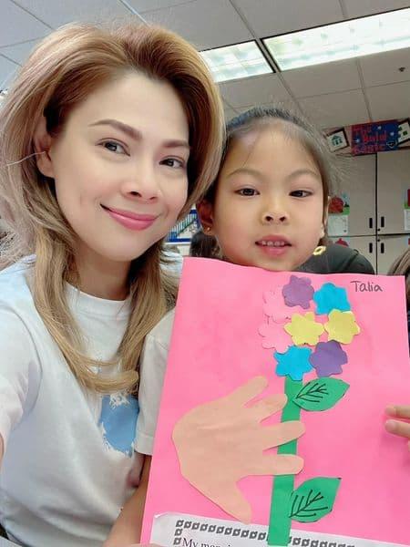 Sao Việt mừng Ngày của Mẹ: NS Bình Tinh bồi hồi nhớ mẹ quá cố, Lê Âu Ngân Anh lần đầu đón ngày của mẹ với vai trò thiêng liêng-14