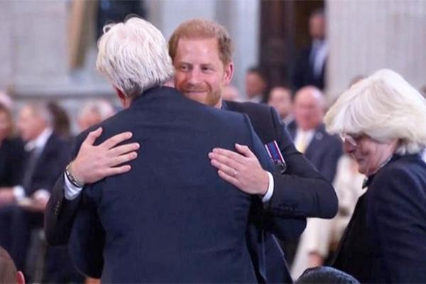 Vua Charles III trao cho Hoàng tử William chức vụ mà ai cũng nghĩ sẽ thuộc về Harry-4