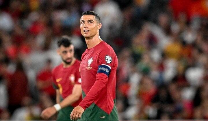 Ronaldo và những kỷ lục khó bị xô đổ tại EURO-8