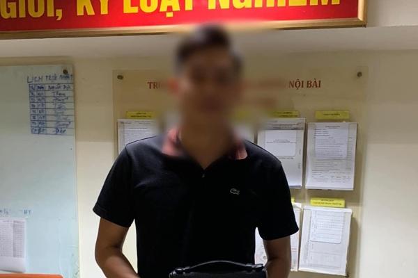 Người đàn ông bị khách cùng bàn ăn đâm trọng thương-2