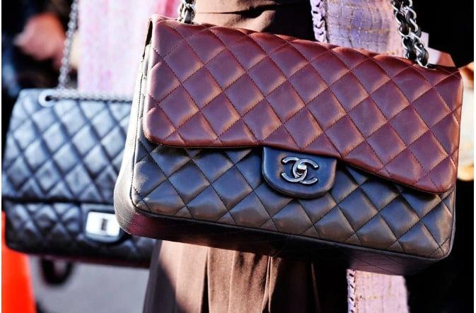 Vì sao đồ cũ của Chanel, Louis Vuitton có giá bán trên trời?-2