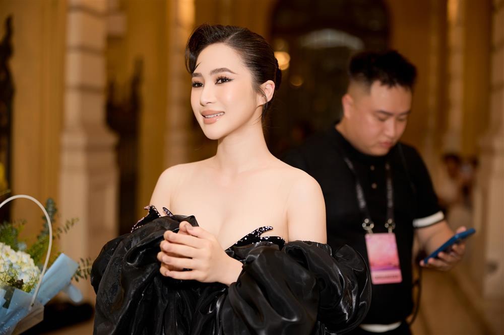 Hương Tràm khóc sau đêm nhạc bị hủy gấp-6