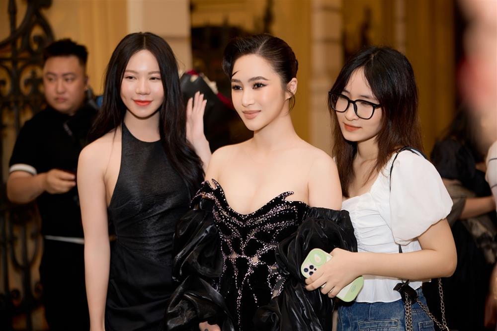 Hương Tràm khóc sau đêm nhạc bị hủy gấp-8