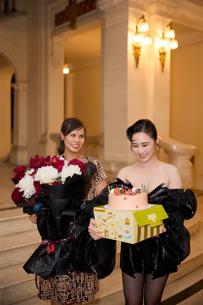 Hương Tràm khóc sau đêm nhạc bị hủy gấp-9