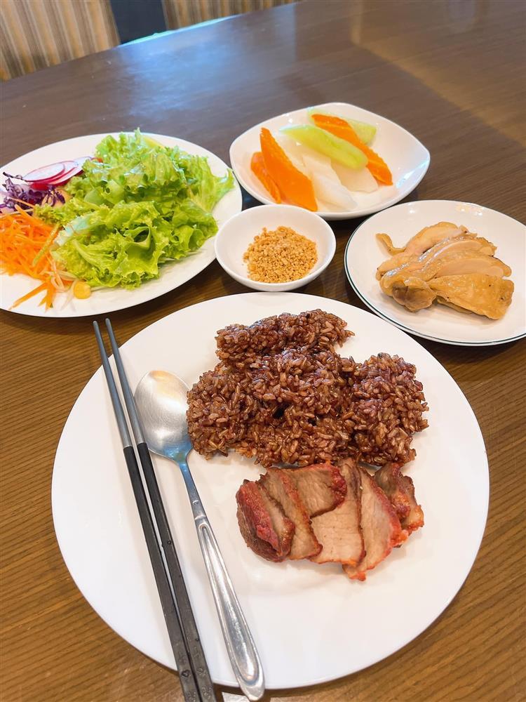 Độc thân, MC Mai Ngọc trở lại với thú vui nấu ăn-13