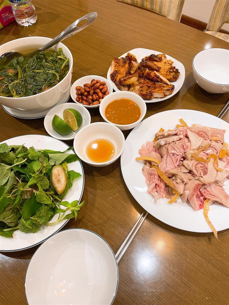 Độc thân, MC Mai Ngọc trở lại với thú vui nấu ăn-14