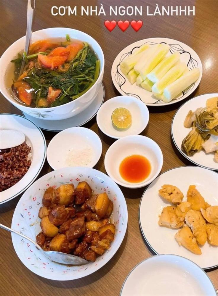 Độc thân, MC Mai Ngọc trở lại với thú vui nấu ăn-6