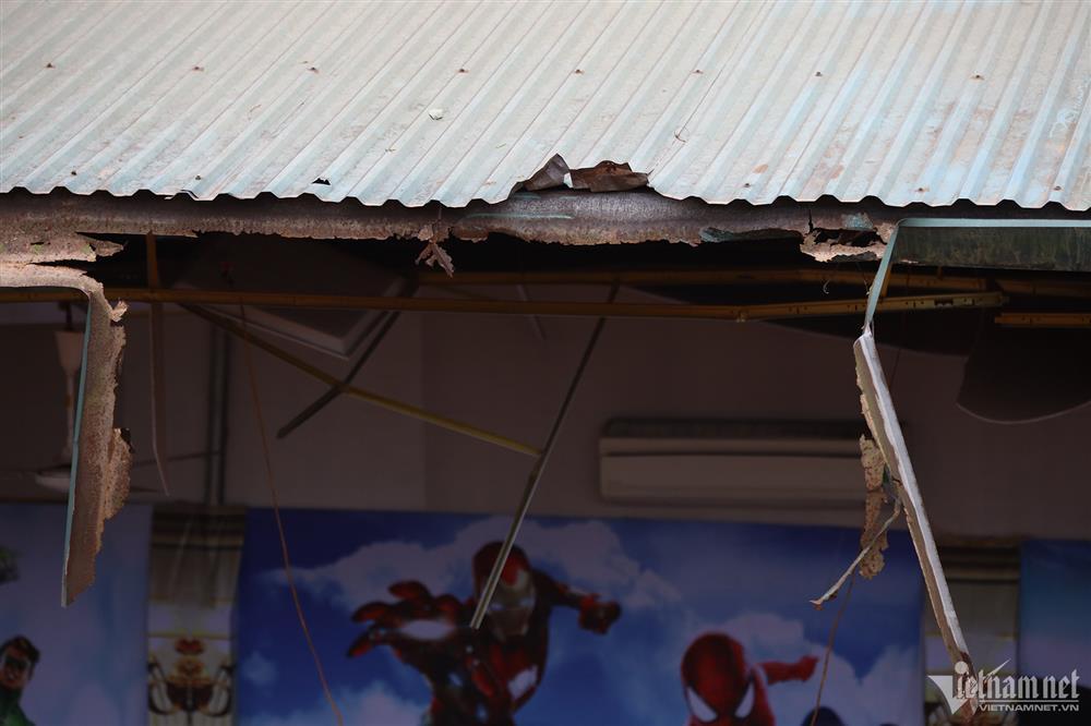 Hà Nội: Cả xóm gọi nhau xúc đất cứu người trong vụ sạt lở khiến 3 trẻ em tử vong-3