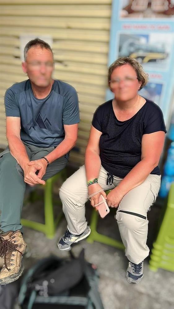 Danh tính lái xe taxi nghi chặt chém du khách nước ngoài ở Hà Nội-2