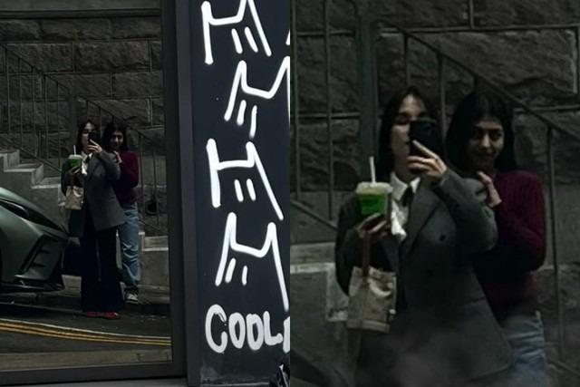Đến Hong Kong chụp ảnh selfie, khi xem lại Youtuber thấy xuất hiện người phụ nữ bí ẩn gây tranh cãi-1