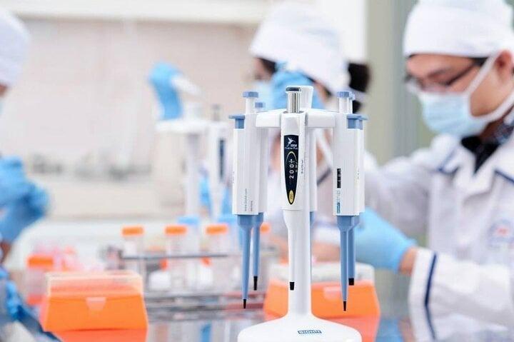 Thấy em gái không giống bố, chị âm thầm xét nghiệm ADN và nhận cái kết bất ngờ-1