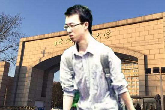 Đỗ thủ khoa ĐH, nam sinh chưa kịp ăn mừng thì bị loại thẳng tay vì dùng 'danh tính giả': Kết sau 1 năm khiến nhiều người tiếc nuối