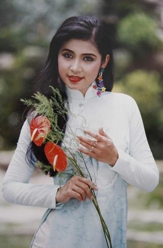 Người đẹp Tây Đô Việt Trinh hiếm hoi nhắc về bạn trai cũ từng yêu chết đi sống lại khiến netizen tò mò-1