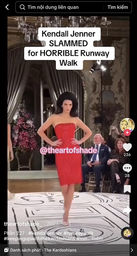 10 năm làm nghề của Kendall Jenner liệu có chỉ gói gọn trong những bước catwalk cứng đờ như gỗ?-10