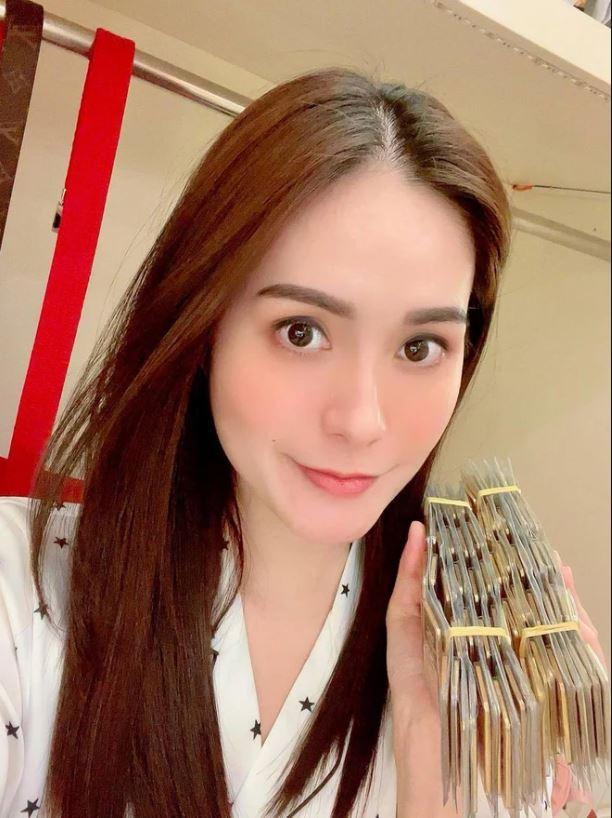 Không gian sống vạn người mơ của nữ đại gia vừa khoe khéo sở hữu 100 miếng vàng-3