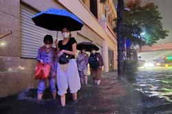Dự báo thời tiết 15/5/2024: Hà Nội mưa rất to vào chiều tối, đề phòng ngập úng