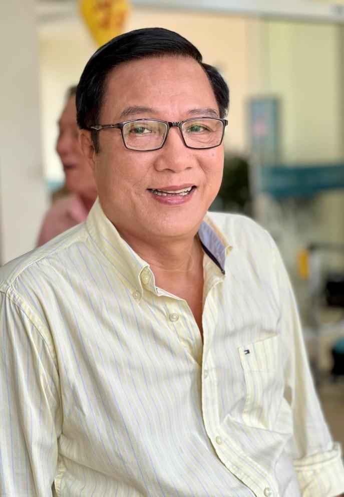 NSND Trọng Trinh U70 vẫn phong độ, viên mãn bên vợ kém 16 tuổi-2