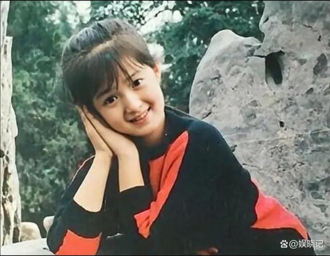 Mỹ nhân bị cả showbiz xa lánh vẫn trẻ đẹp sau 20 năm, sự nghiệp tụt dốc vì kém duyên hết phần thiên hạ-1