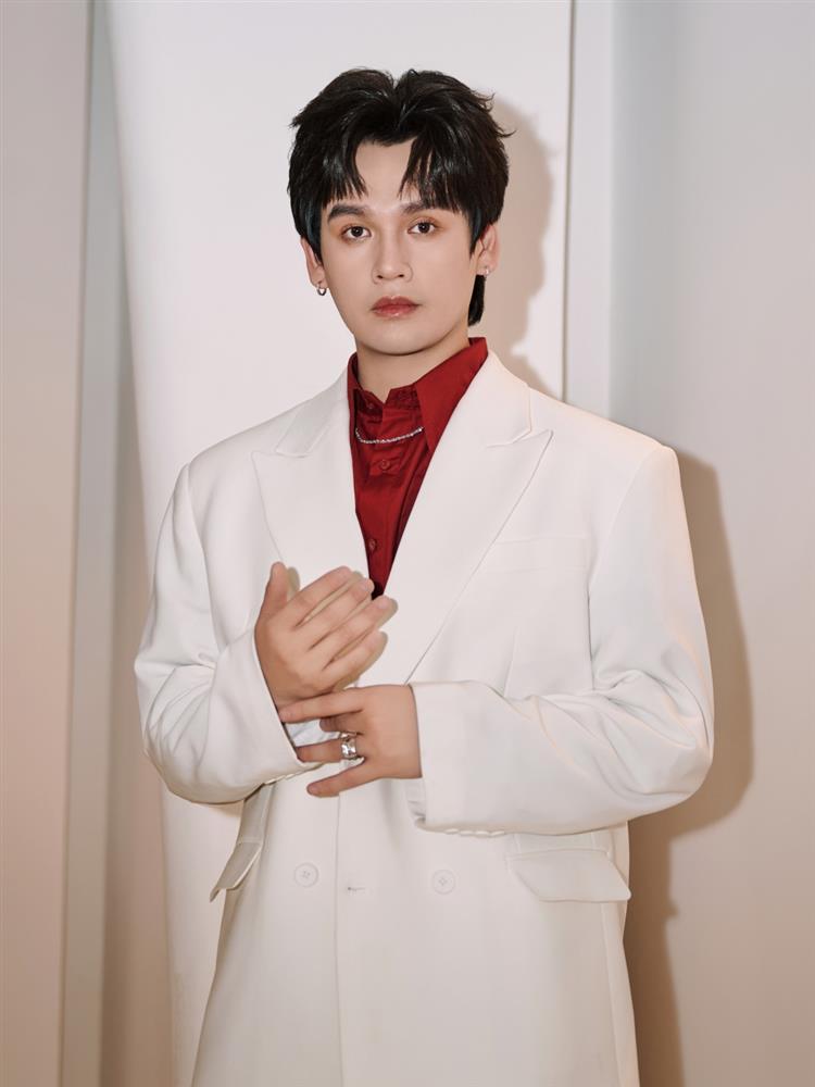 Nguyễn Trần Trung Quân hiện tại sau thời gian điều trị liệt mặt, méo miệng-2