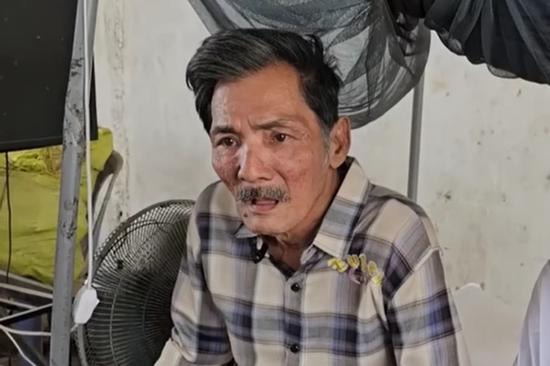 Thực hư Thương Tín không ở cùng mẹ và vợ, phải ở nhà trọ khi về quê