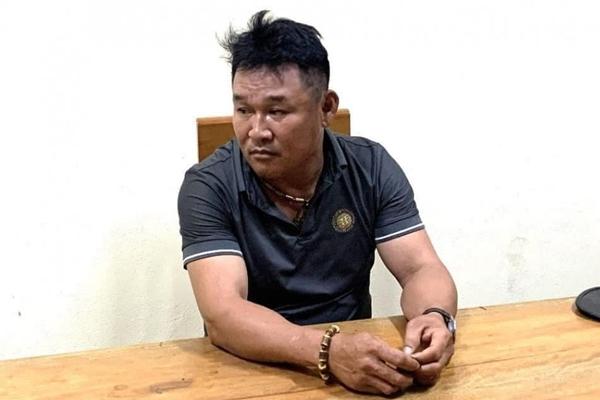 Xác minh clip tài xế ô tô say xỉn, chửi bới rồi hất cô gái lên nắp ca-pô-3