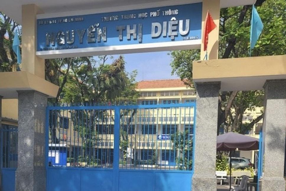 Đình chỉ cô giáo ở TPHCM cho 6 học sinh đánh bạn trước lớp-2