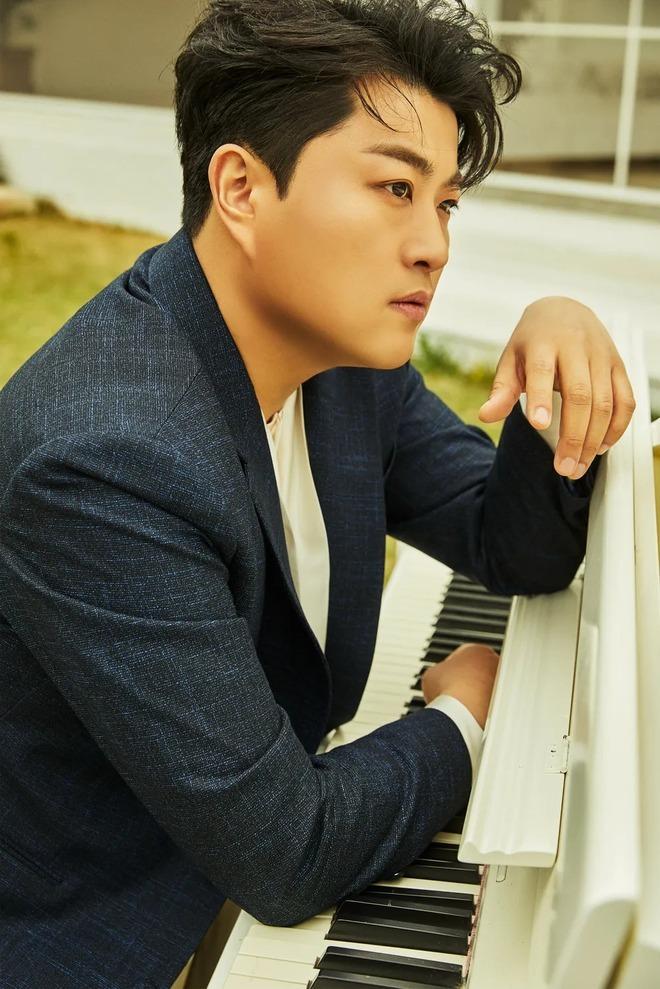 Lột trần thủ đoạn gây phẫn nộ của ca sĩ 9X trong vụ lái xe Bentley gây tai nạn bỏ trốn-3