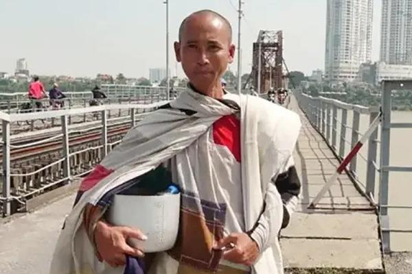 Người cha kể về thuở nhỏ của sư Thích Minh Tuệ-3