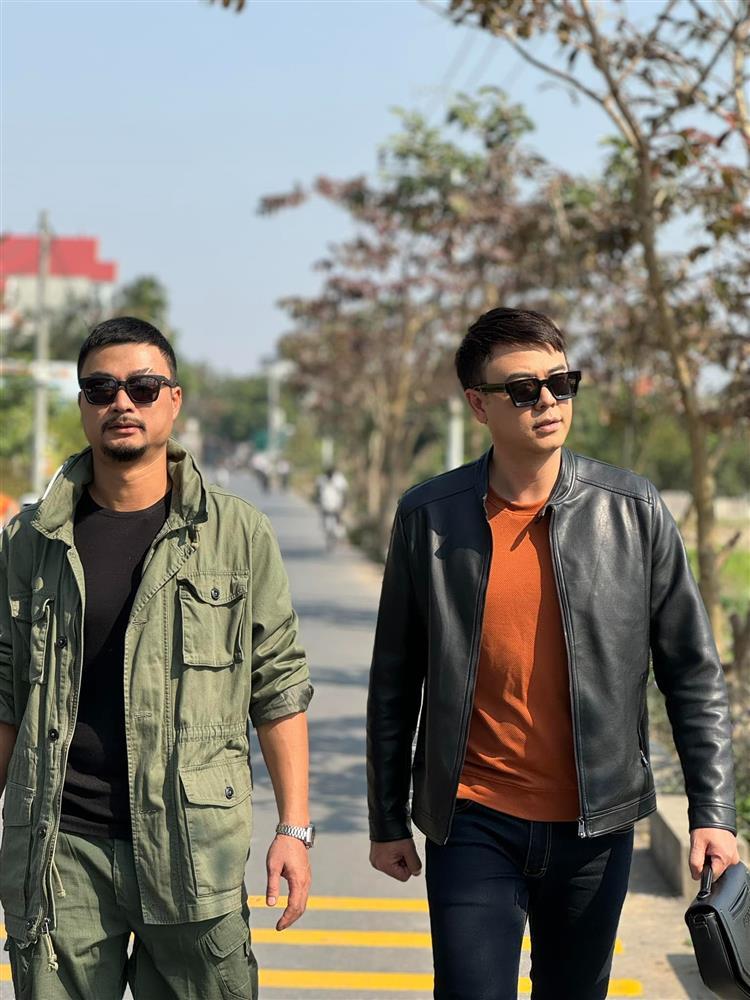 Nam MC Chiếc Nón Kỳ Diệu lấy vợ gia thế kín tiếng, giờ nổi như cồn trên phim Việt-1